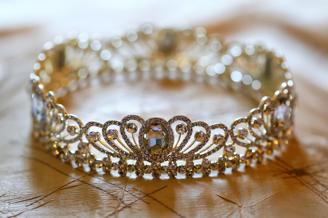 38+ Best Tiaras for Wedding, Engagement or Prom